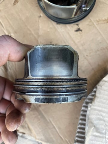 11258606459 BMW Поршень на 1 цилиндр купить в Киев