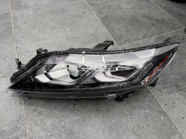 8301D169 MITSUBISHI Фара левая купить в Тернополь
