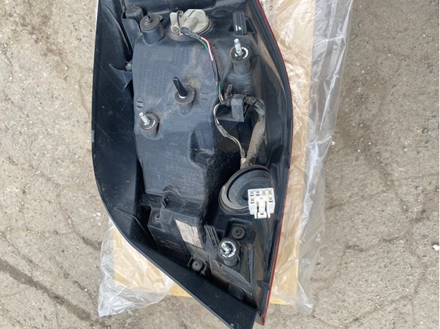 924023X220 HYUNDAI Фонарь задний правый внешний купить в Харьков