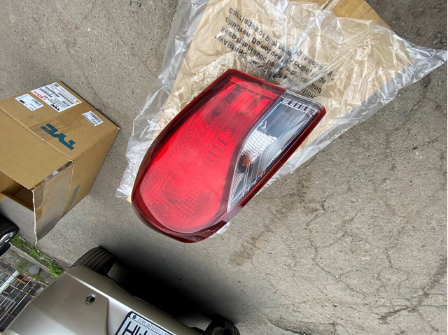 HYUNDAI 924023X220 Фонарь задний правый внешний в наличии Ужгород
