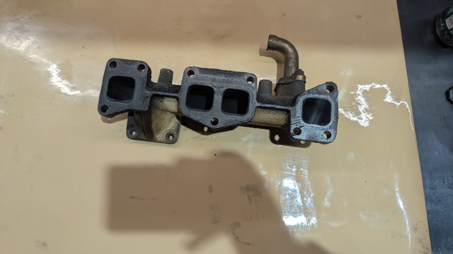 Коллектор выпускной 1449110 FORD