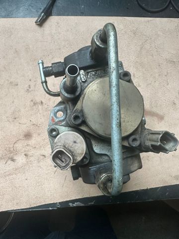 Насос топливный высокого давления 1460A001 MITSUBISHI