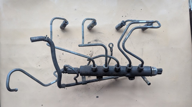 1465A034 Распределитель топлива (рампа) купить Николаев