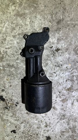  Корпус масляного фильтра 15238AD200 NISSAN