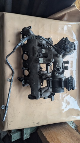 MITSUBISHI 1540A046 Впускной коллектор в наличии Ровно
