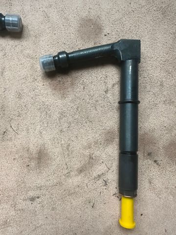 16600VK525 NISSAN Топливные форсунки купить в Винница