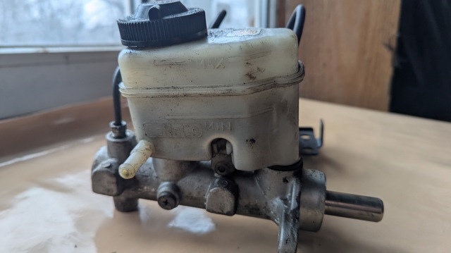 FORD 4440207 Главный тормозной цилиндр в наличии Ровно
