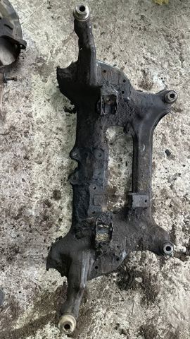 Подрамник передней подвески 544008H500 NISSAN