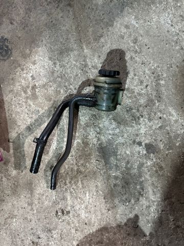 Бачок насоса гидроусилителя руля 575103E000 HYUNDAI