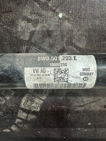 Полуось задняя, левая 8W0501203E VAG