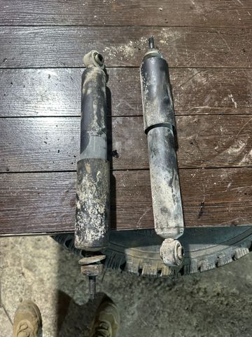 Амортизаторная стойка передняя левая MB891675 MITSUBISHI