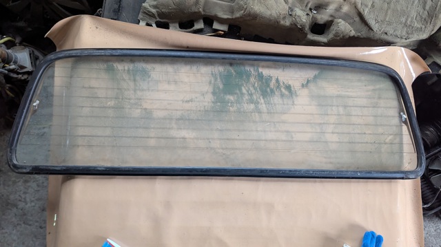Окно заднее MR245350 MITSUBISHI