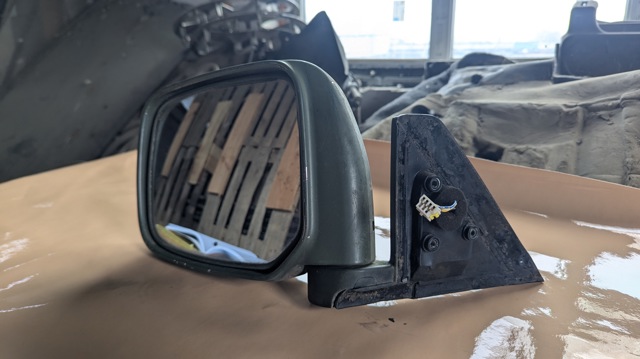 Боковое зеркало заднего вида в сборе MR361095 MITSUBISHI