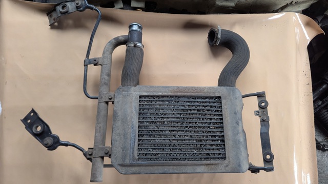 Радиатор интеркуллера MR571357 MITSUBISHI