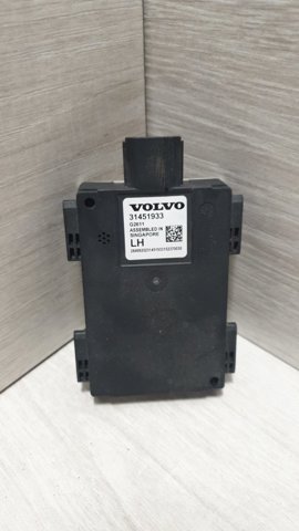 31451933 Датчик контроля мертвой зоны задний купить Ирпень