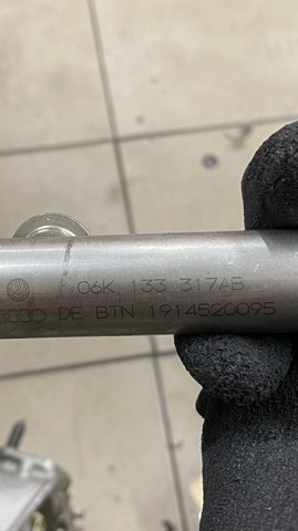 06K133317AB Распределитель топлива (рампа) купить Павлоград