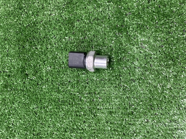 Клапан давления кондиционера 4H0959126A VAG