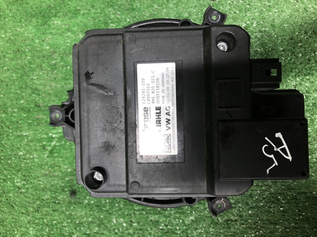 4M1820021C VAG Вентилятор печки купить в Житомир