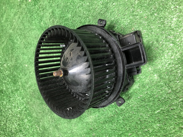 Электромотор печки 4M1820021C VAG