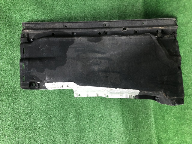 Защита днища, левая 80A825207C VAG