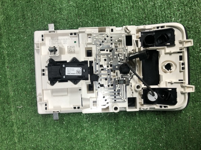 VAG 8V0947135C в наличии Харьков