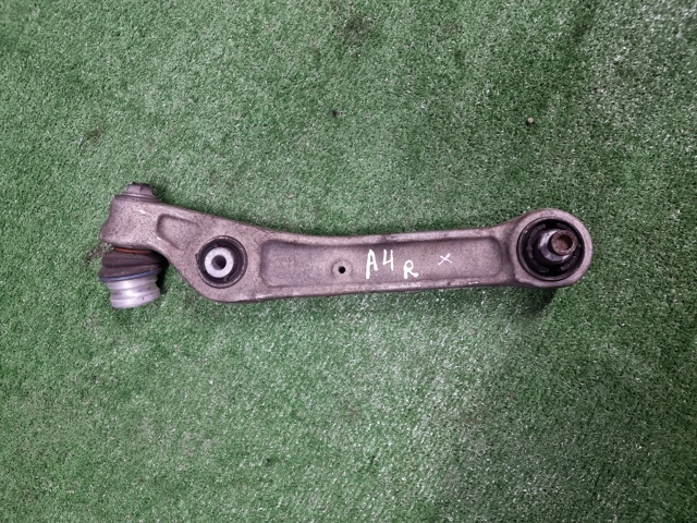Передний нижний рычаг 8W0407156A VAG