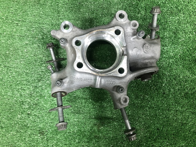 Цапфа поворотного кулака 8W0505436AA VAG