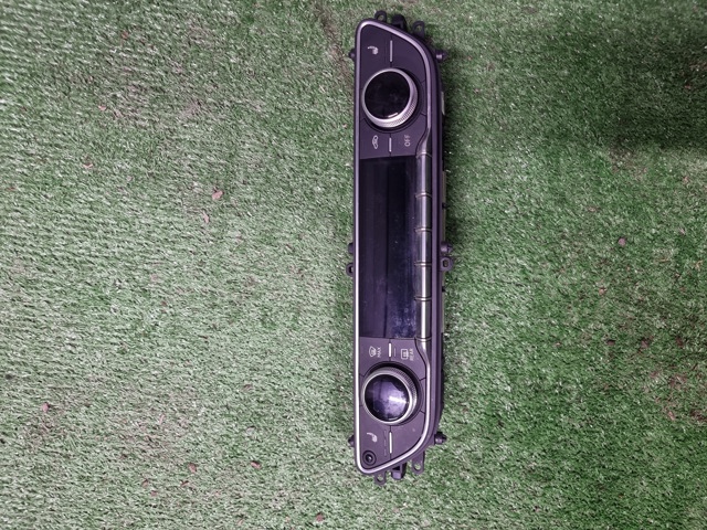 Механизм управления кондиционером 8W0820043T VAG