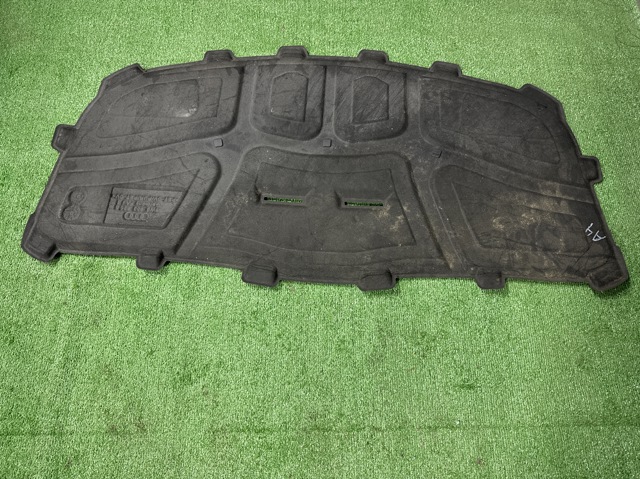 Подкладка-капот Audi A4 B9