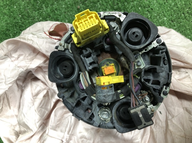 8W0880201AR VAG Подушка безопасности (AIRBAG) водительская купить в Николаев
