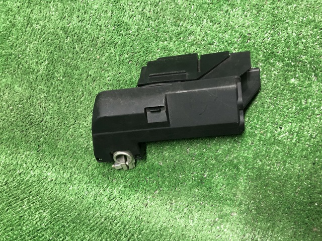 VAG 8W0915459E Клема аккумулятора в наличии Запорожье
