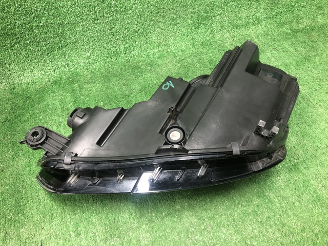 8W0941006B VAG Правая фара купить в Киев