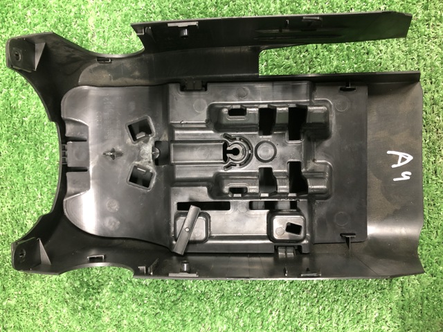 VAG 8W0953512C Накладка рулевой колонки в наличии Киев