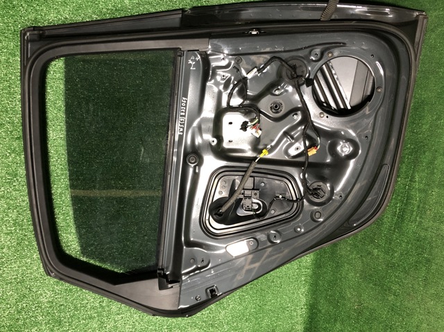 VAG 8W5833051 Дверь задняя левая в наличии Ровно