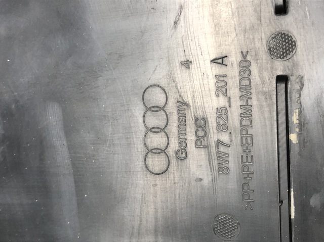 8W7825201A Защита днища передняя левая купить Полтава