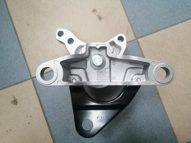 Опора двигателя 31277689 VOLVO