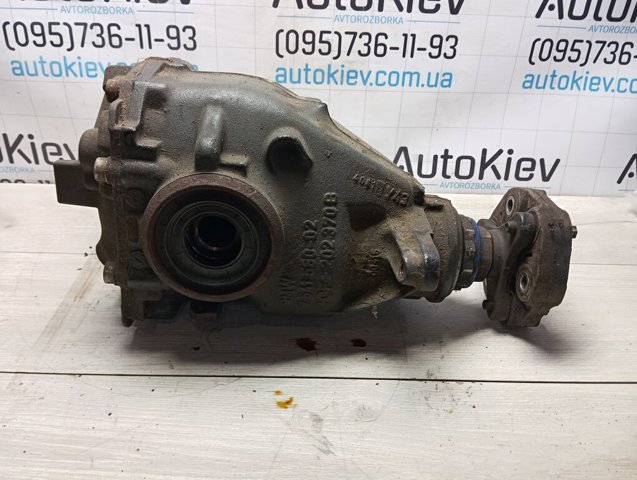 7605589 BMW Задний редуктор купить в Чернигов