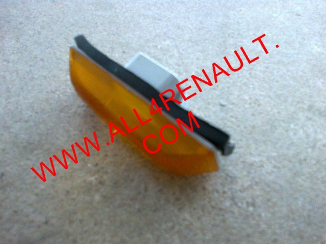RENAULT 7700686524 Повторитель поворота на крыле в наличии Житомир