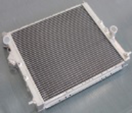 Radiador de esfriamento de motor 7700803753 RENAULT