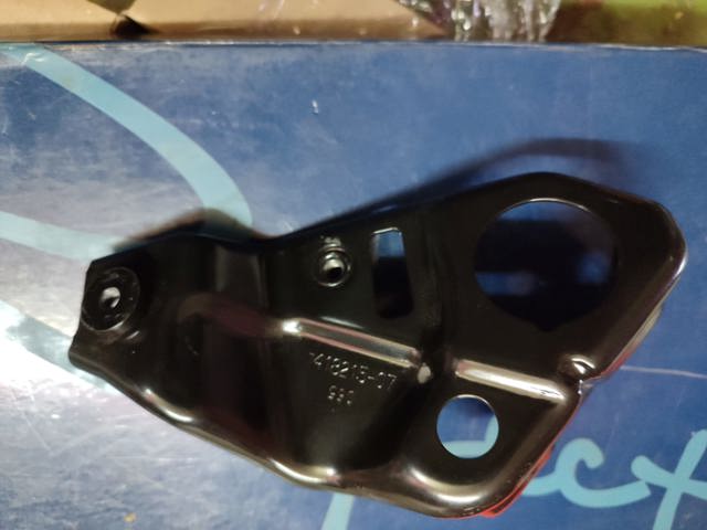 7418215 BMW купить в Каменское