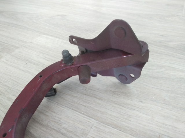C00152710C Петля крышки багажника купить Киев