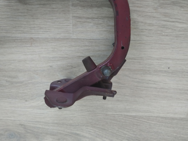 C00152710C Петля крышки багажника купить Житомир