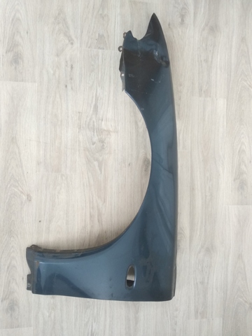 Переднее левое крыло Мазда Кседос 6
