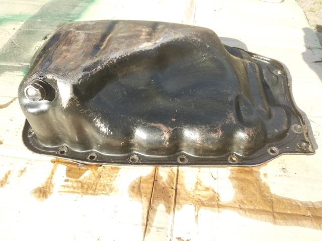 MAZDA KL0110400 Поддон двигателя в наличии Винница