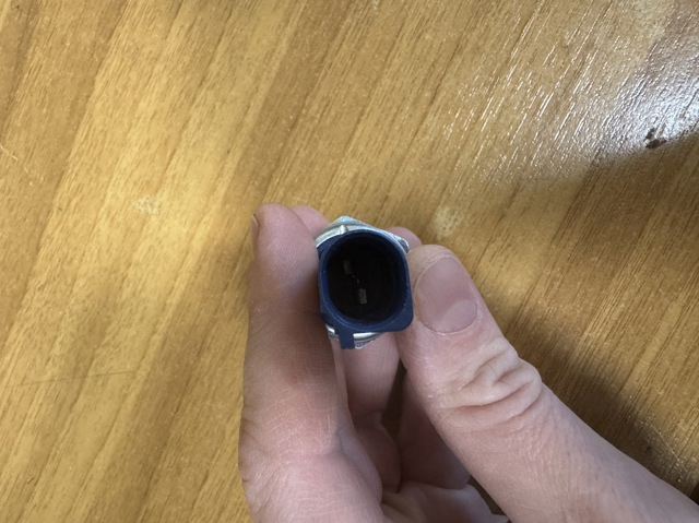 VAG 038919081G Датчик давления масла в наличии Житомир