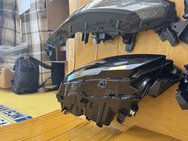 260106RR0A NISSAN Правая фара купить в Запорожье