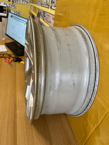 VAG 4M0601025BQ Диски колесные литые (легкосплавные, титановые) в наличии Житомир