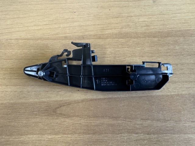 51117399981 Направляющая переднего бампера правая купить Каменское