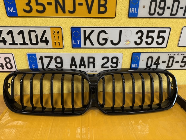 51129852169 BMW Решетка радиатора купить в Полтава