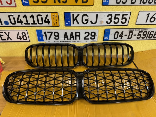 51129852169 BMW Решетка радиатора купить в Ровно